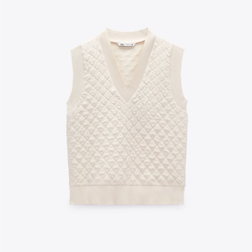 Zara Puffer Quilted Cream White Sleeveless Vest XS EUC